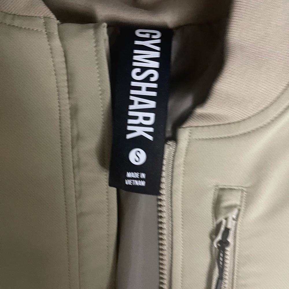 Gymshark Utility Jacket in Olive Green - Picture 2 of 6
